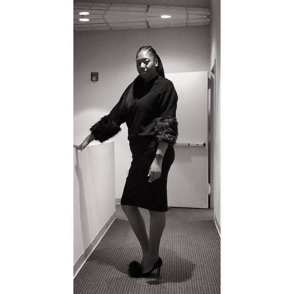 Meet your Posher, Ebony - Picture 1 of 1